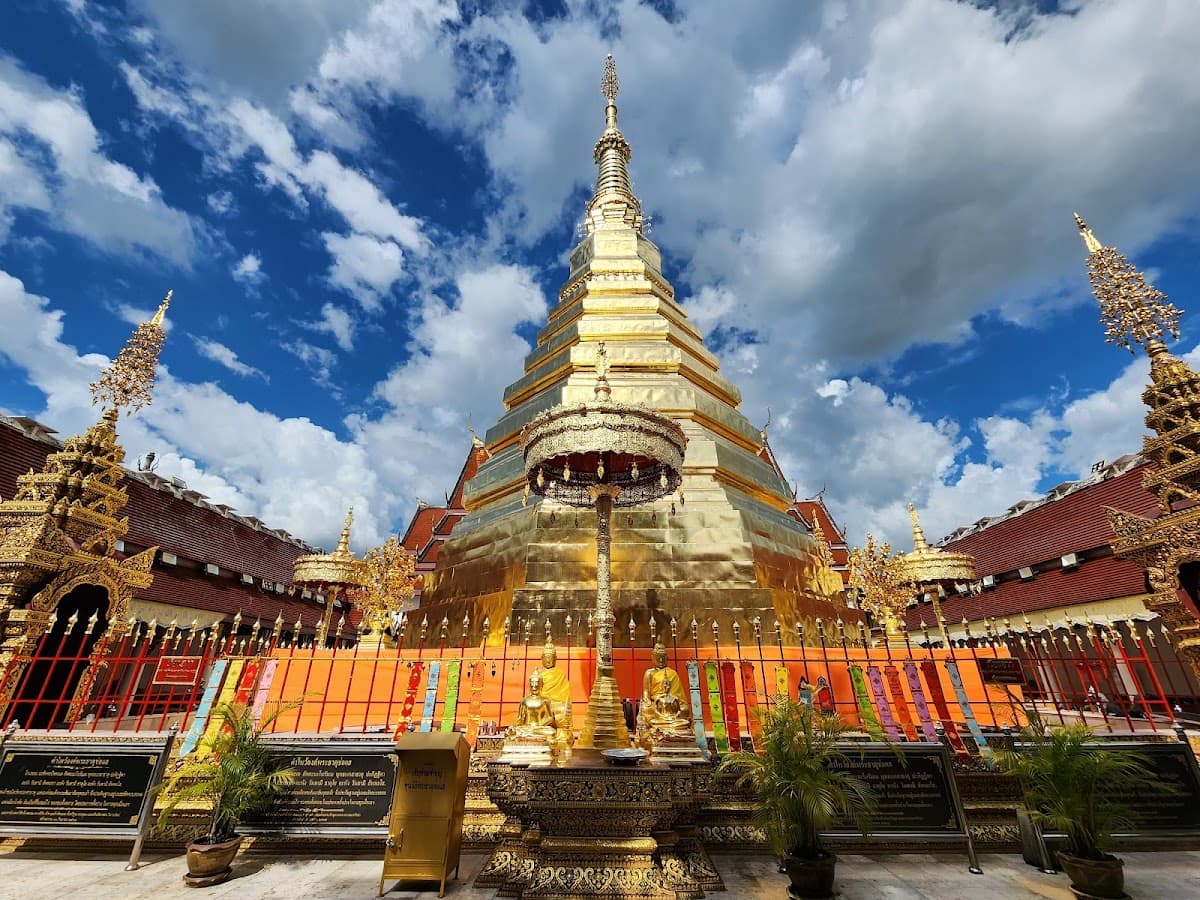 Trip cover: แพร่เมืองเก่า 2 วัน 1 คืน — บ้านวงศ์บุรี + ผ้าหม้อห้อม