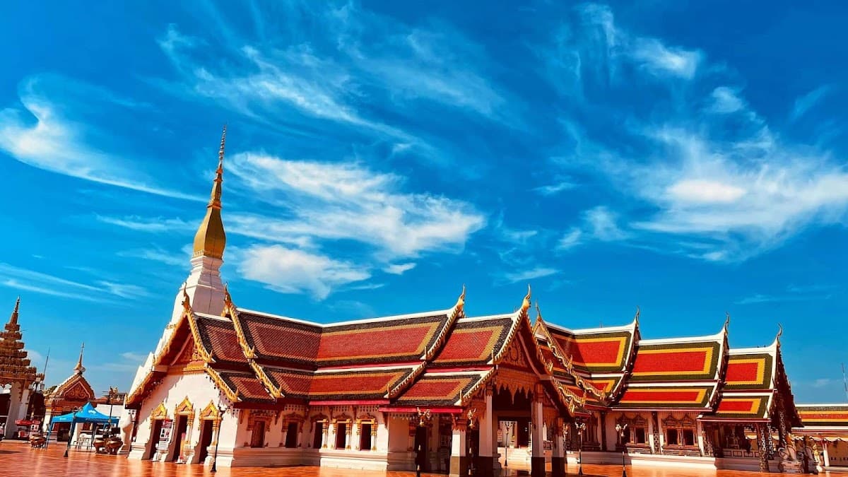 Trip cover: สกลนคร 1 วัน — พระธาตุเชิงชุม + ผ้าครามทอ